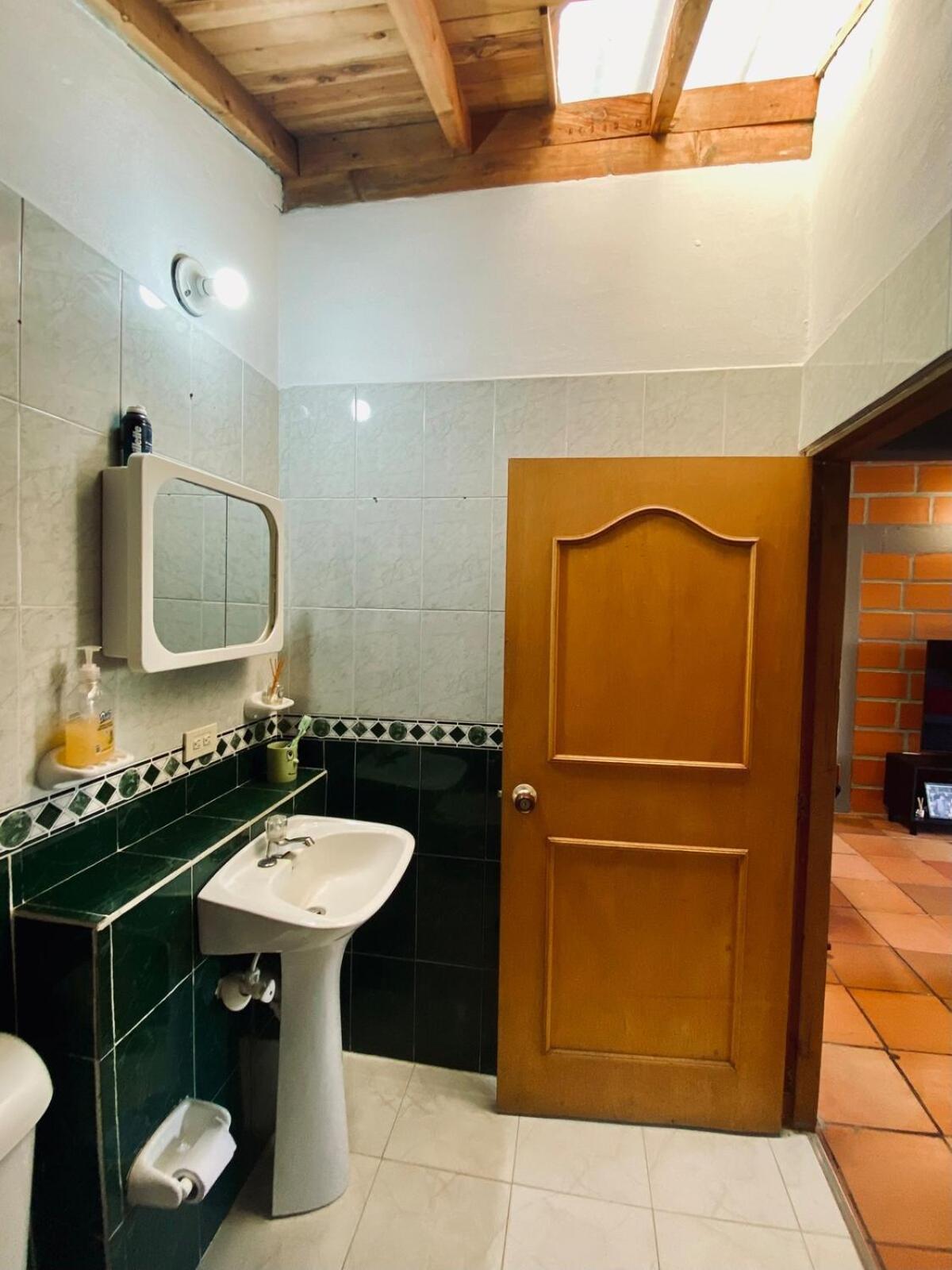 Next To The Airport - Cute Home Рионегро Экстерьер фото