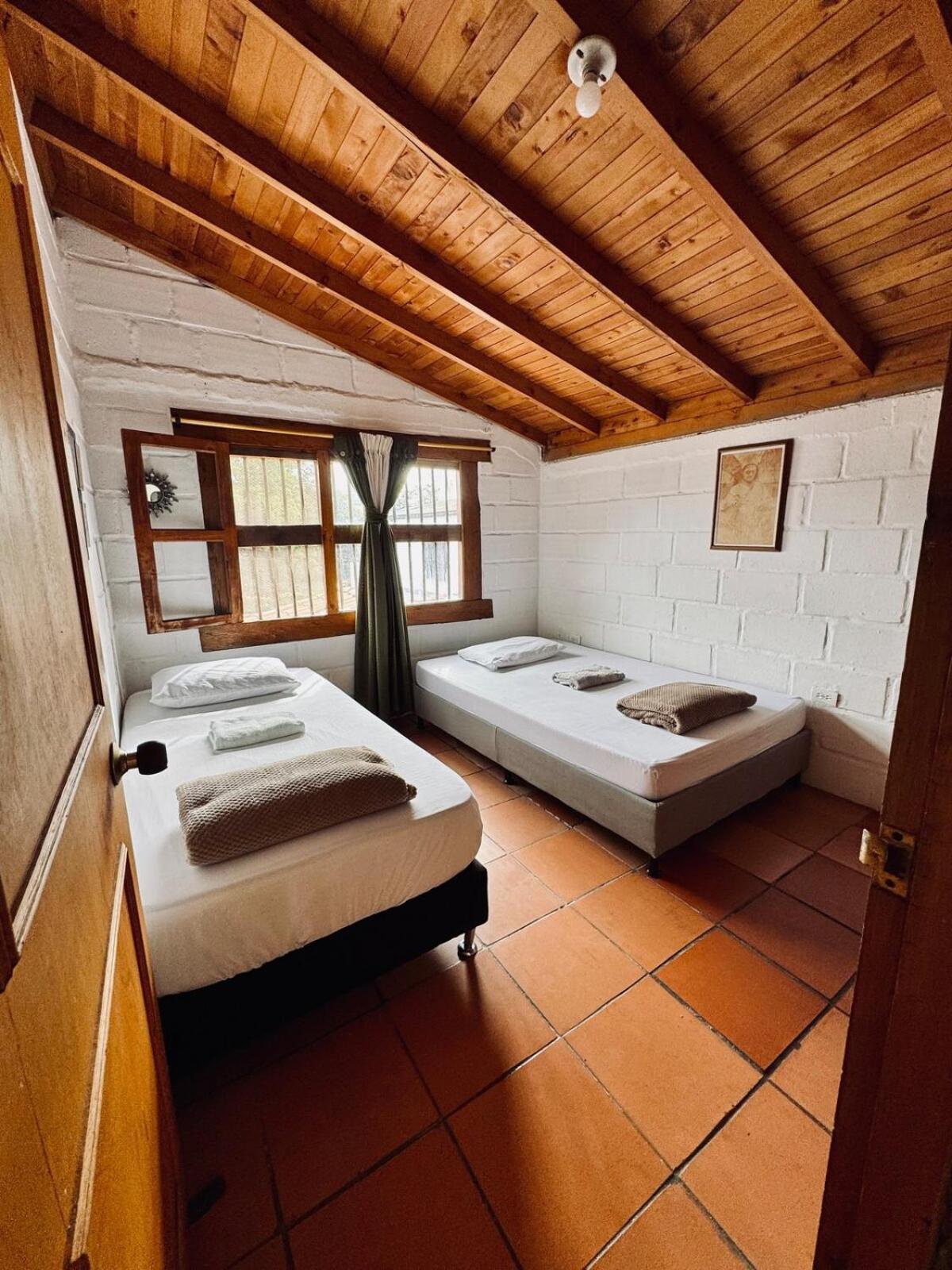 Next To The Airport - Cute Home Рионегро Экстерьер фото